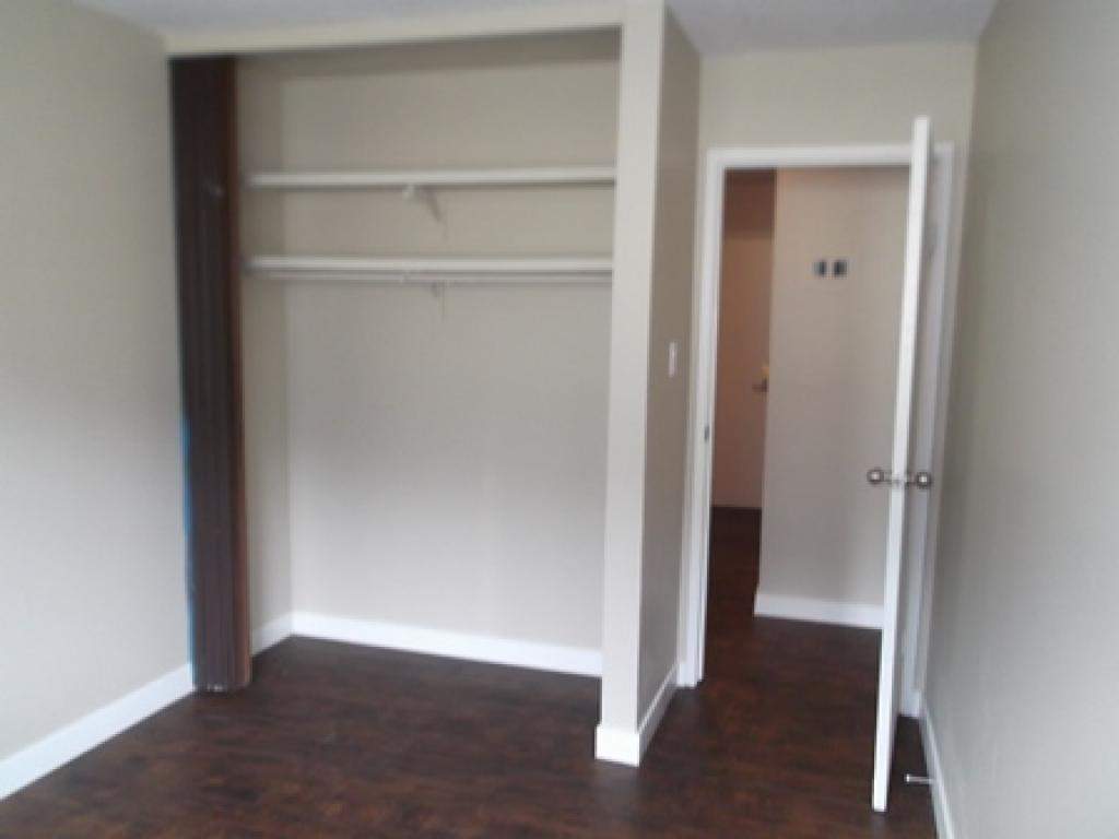 4 Nixon Rent Northview