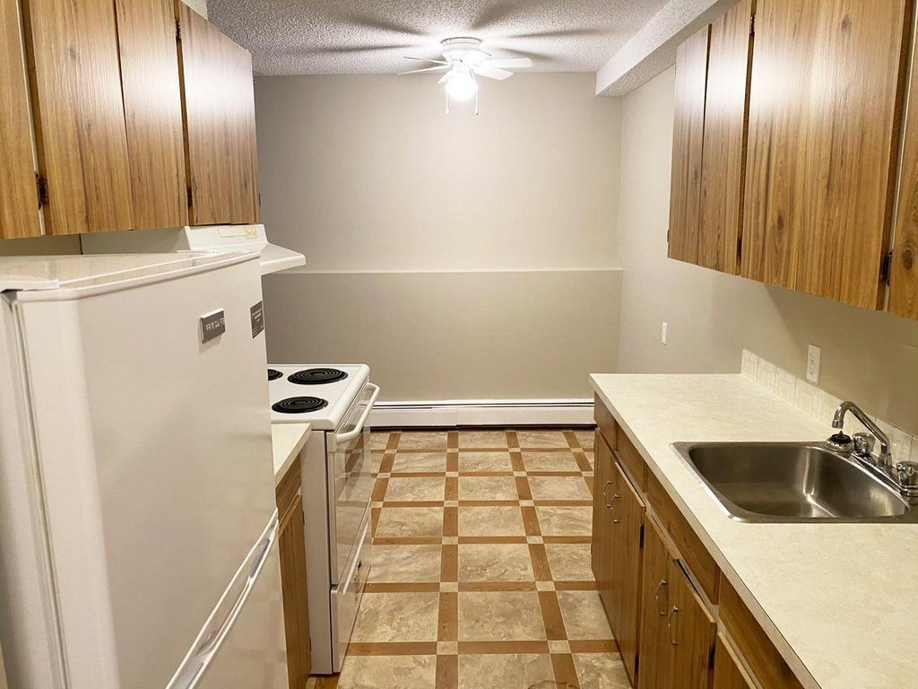 Squires Court 4502, 4508, 4510 42nd Street Bonnyville Apartments