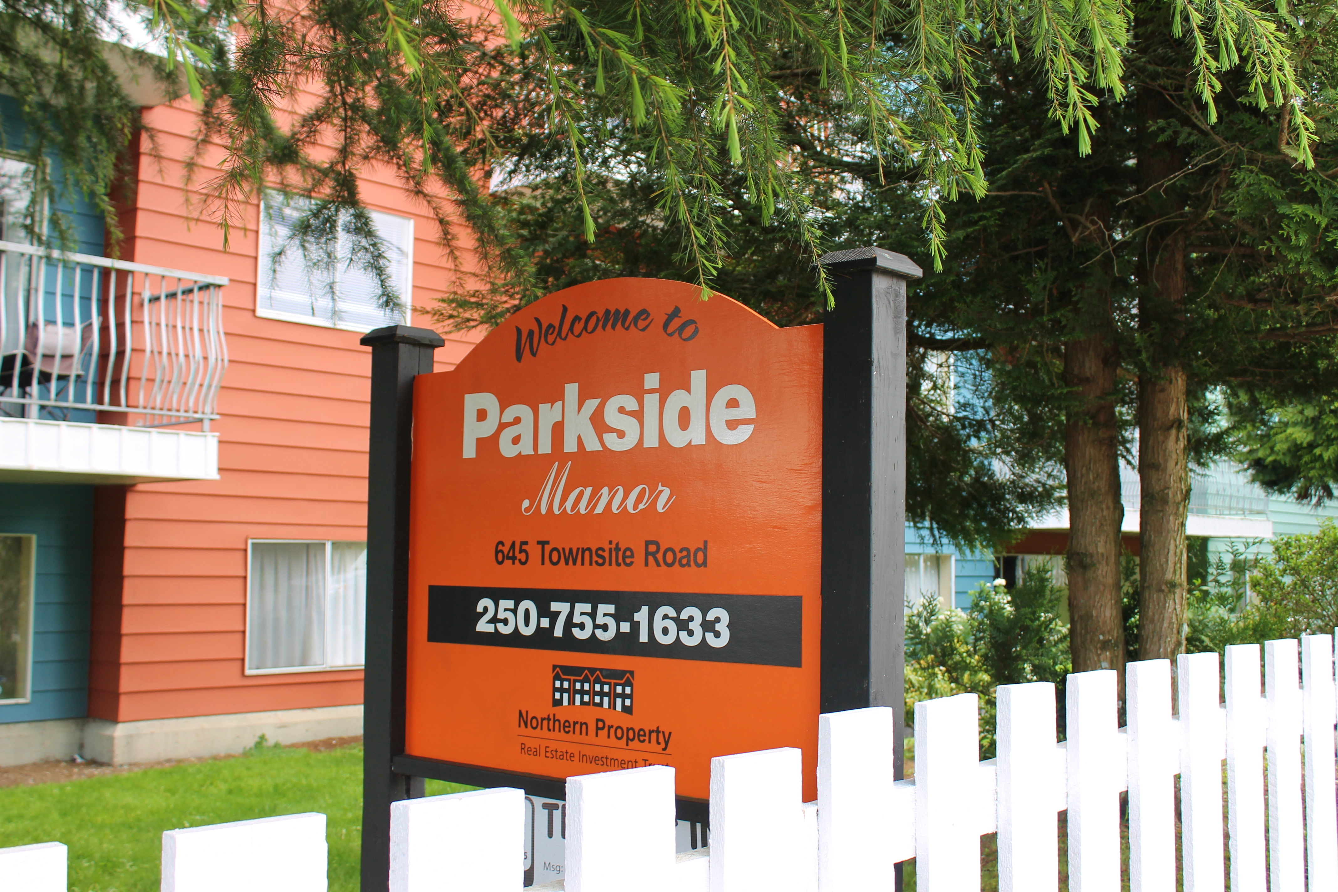 Parkside Manor 645 Townsite Road Nanaimo Apartments Northview