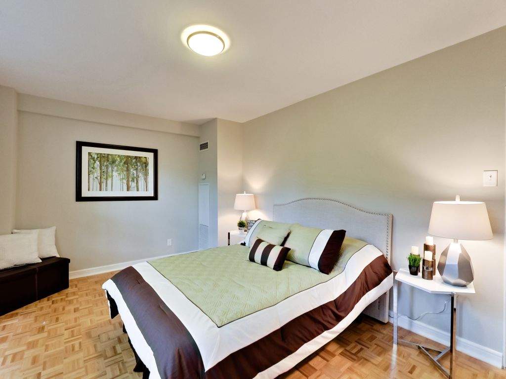 Apartment for rent 3000 Yonge Street Yonge St. and Lawrence Ave. West