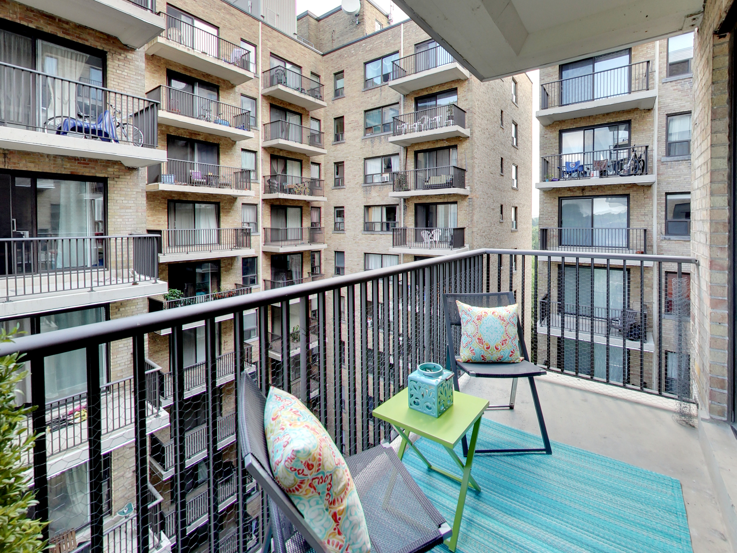 Apartment for rent 3000 Yonge Street Yonge St. and Lawrence Ave. West