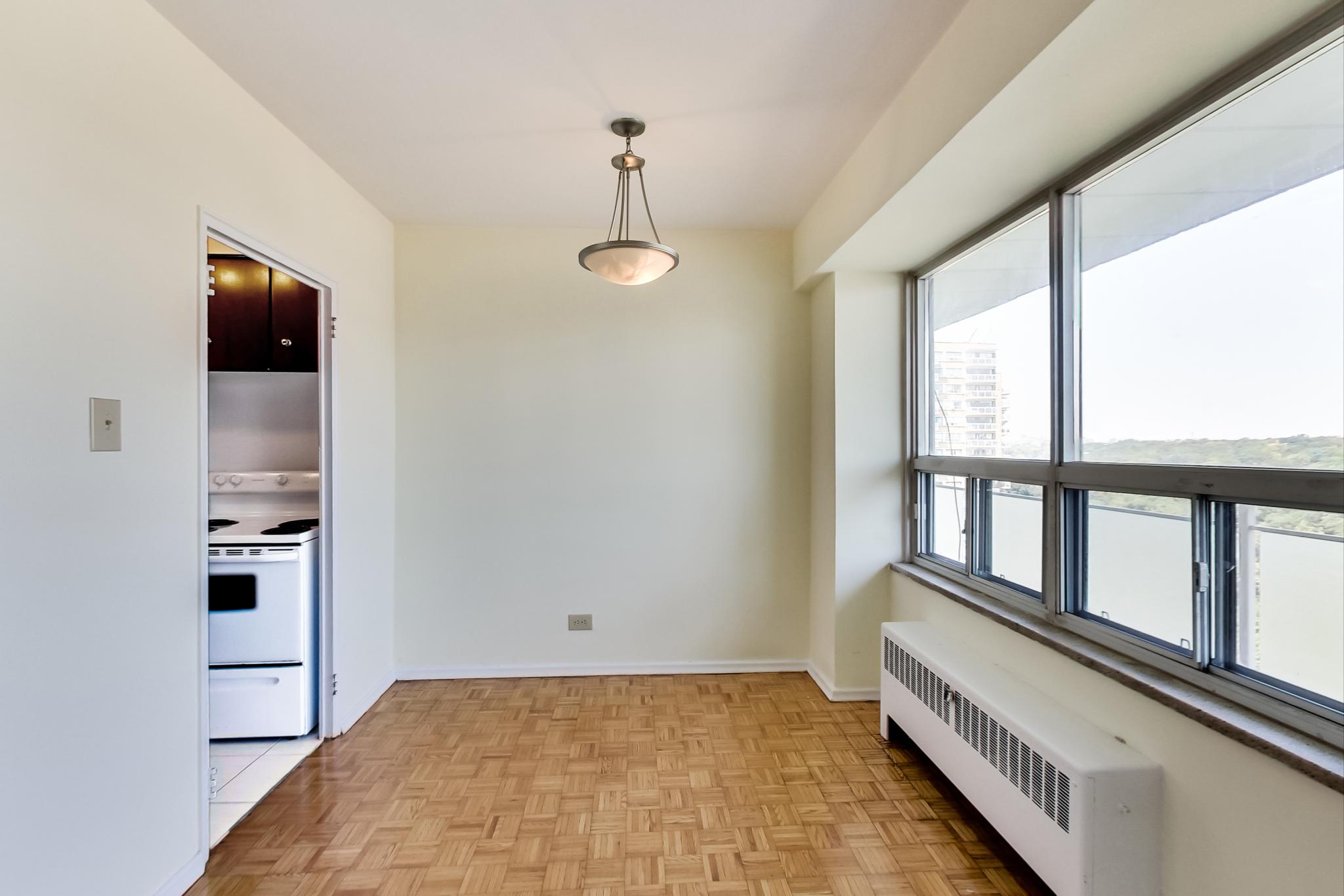 Apartment for rent Lascelles Blvd. Toronto Yonge St. and Davisville