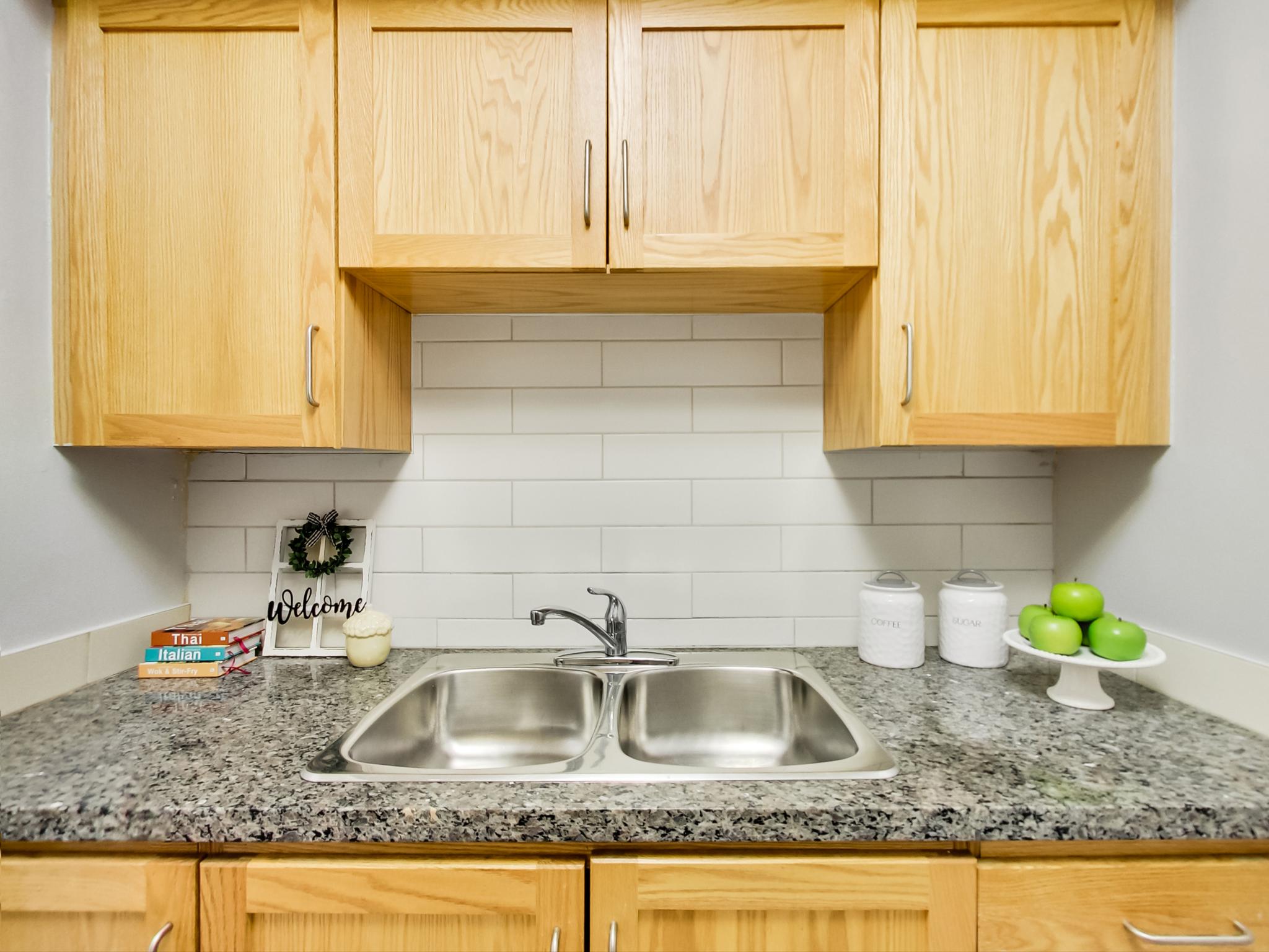 Apartment for rent in Forest Hill North, 660 Briar Hill Ave (Bathurst