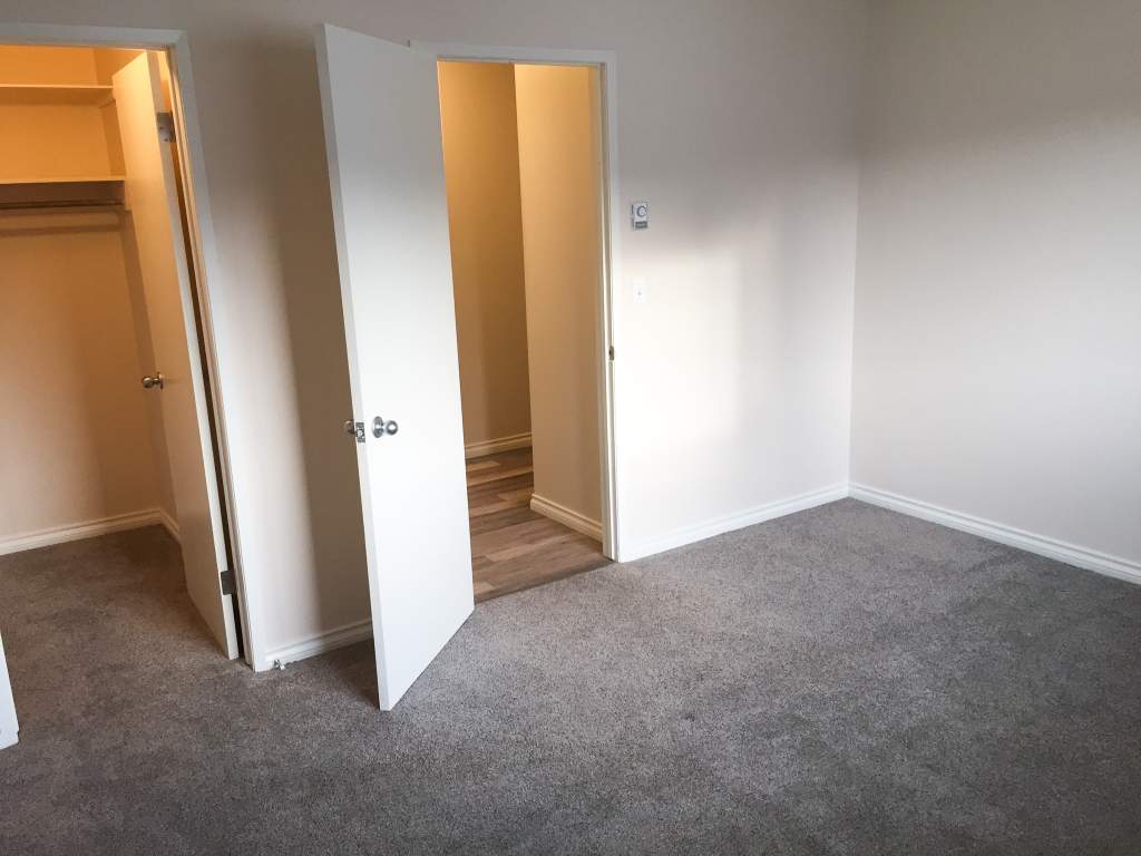 Lombardy Park Apartments Pacific Cove Properties