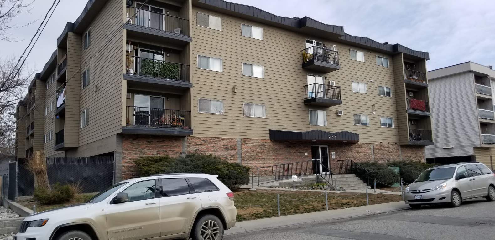 257 Scott Avenue Pacific Cove Properties