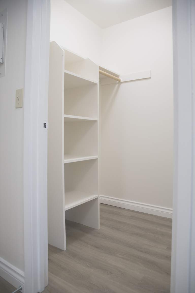 Cloverdale Apartments Pacific Cove Properties