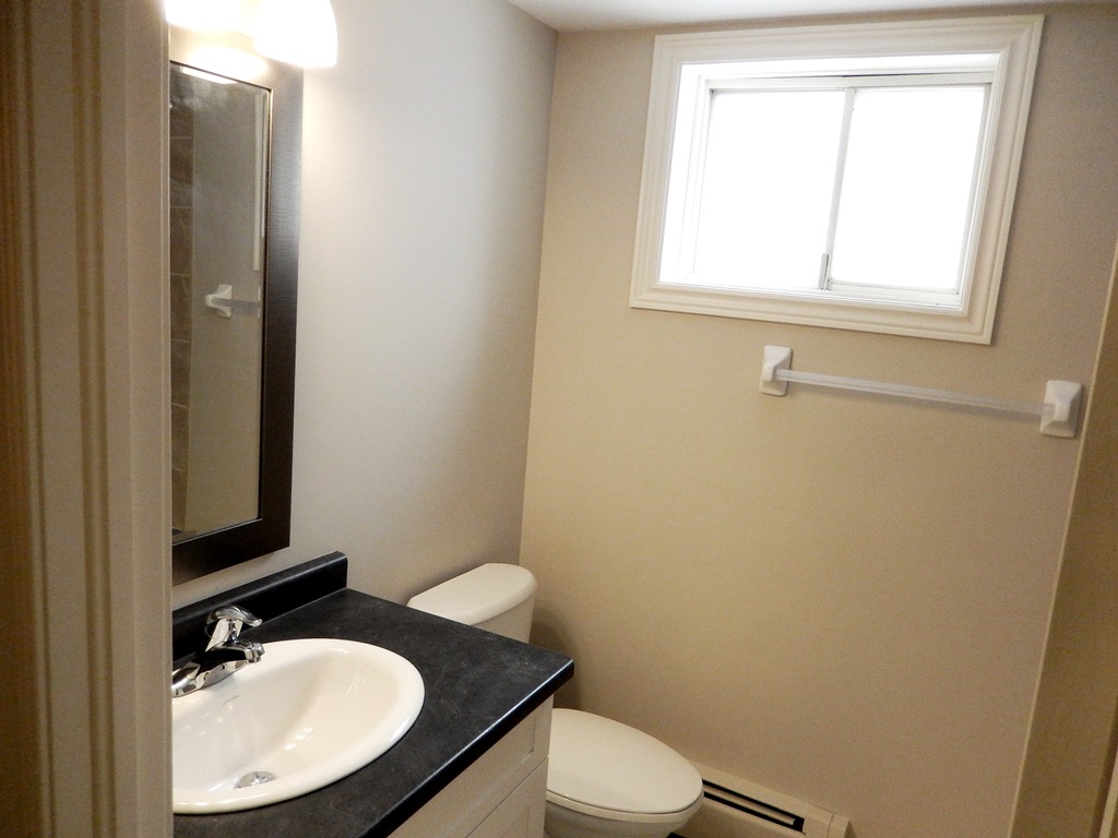 2 Bedroom