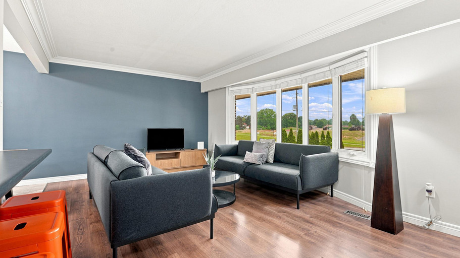 240 Lakeshore Road