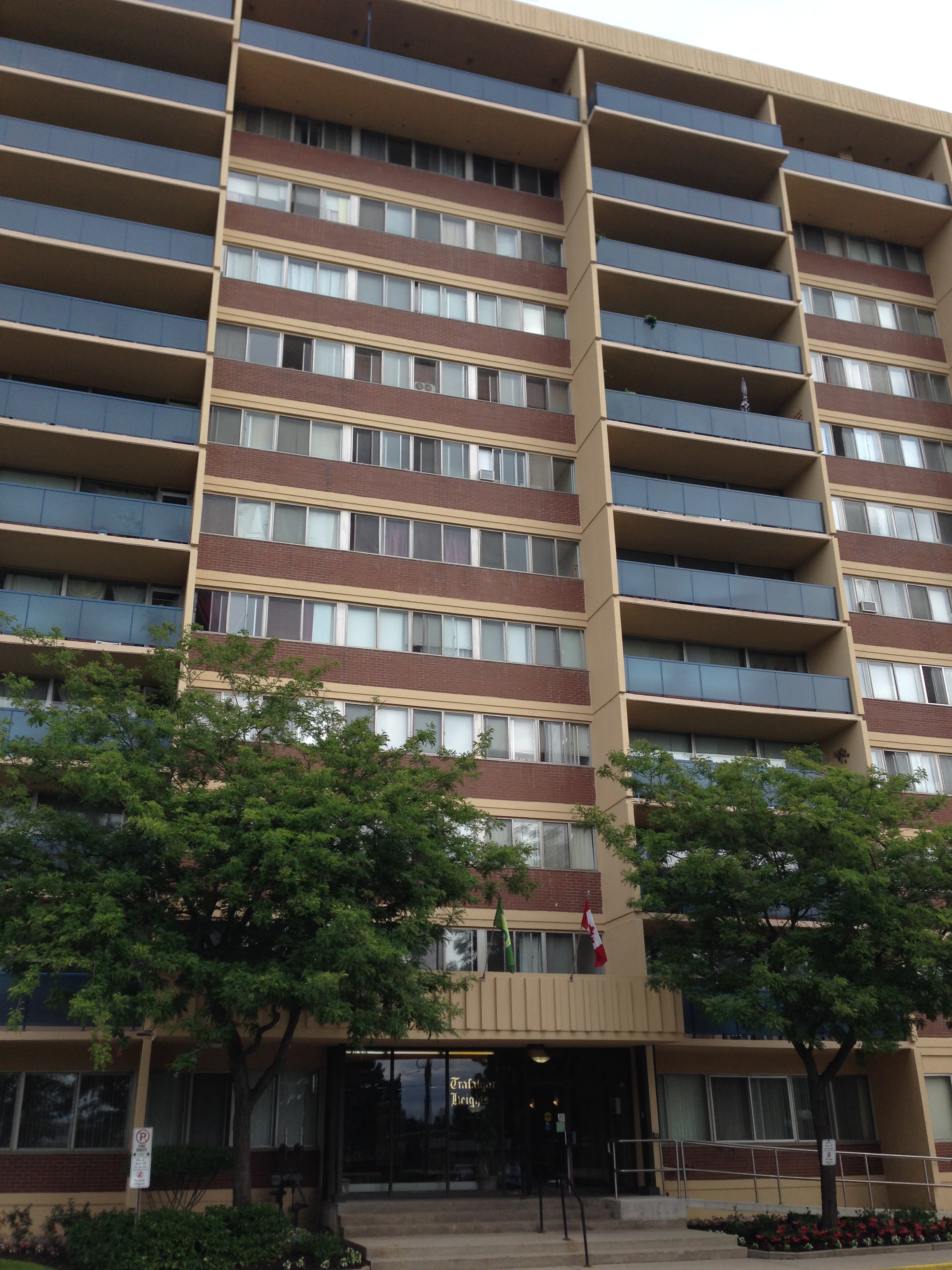 350 Lynnwood Drive and 1230 Whiteoaks Boulevard Park Property Management