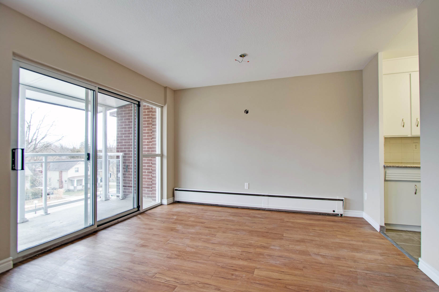 18 Spruce Street Cambridge, Ontario Park Property Management