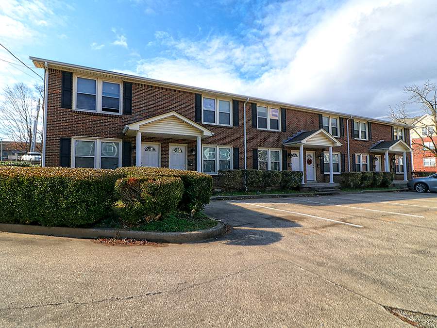 617 Madison Street Townhomes Clarksville, TN Platinum Realty & Management