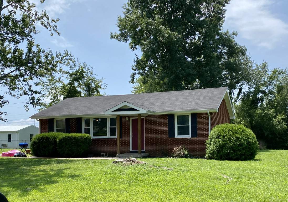 2968 Old Sango Road Clarksville, TN Platinum Realty & Management