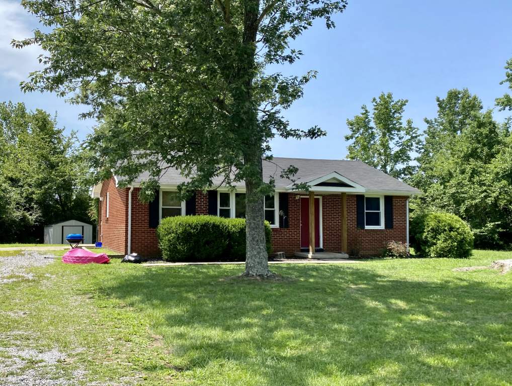 2968 Old Sango Road Clarksville, TN Platinum Realty & Management