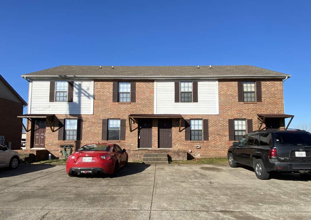 2550 Old Russellville Pike Townhomes Clarksville, TN Platinum Realty
