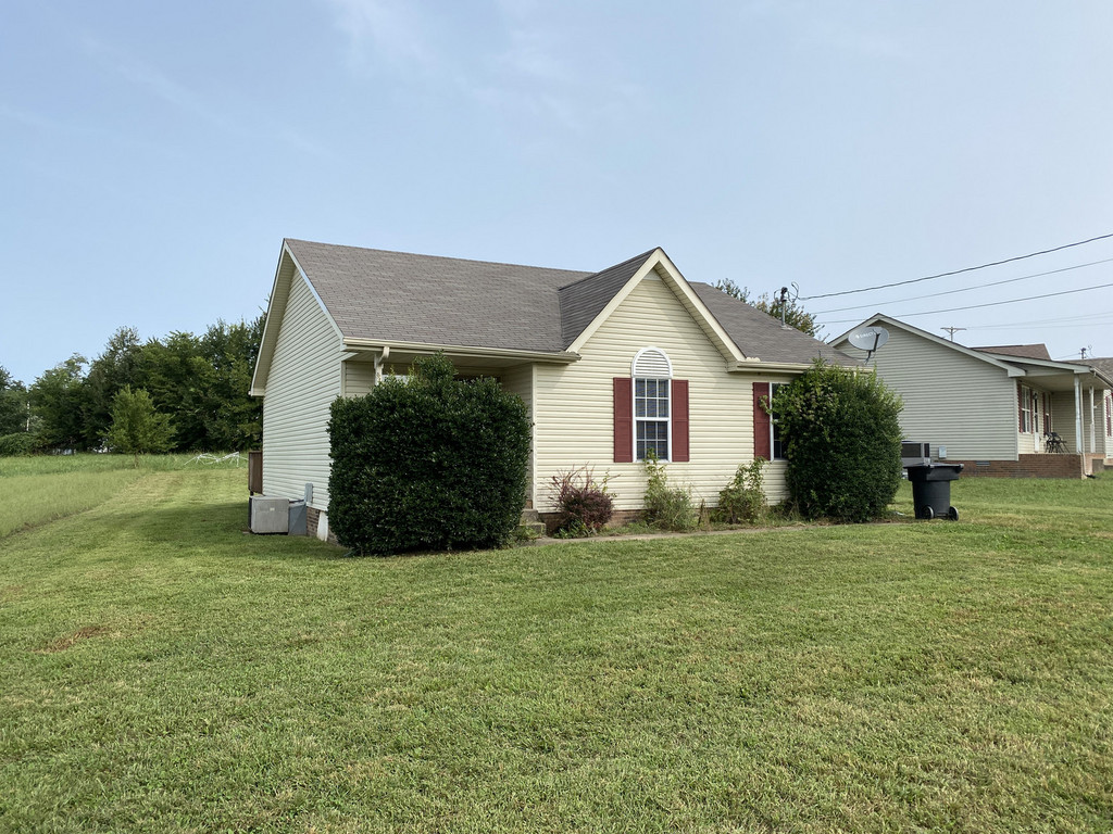 1613 Hannibal Drive Oak Grove, KY Platinum Realty & Management