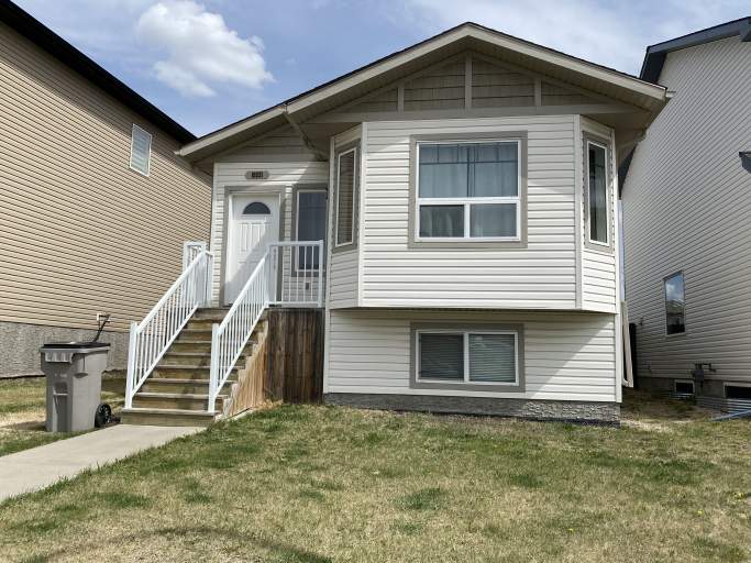 E201, 8640 103 Avenue The Village at Crystal Landing Prime Property