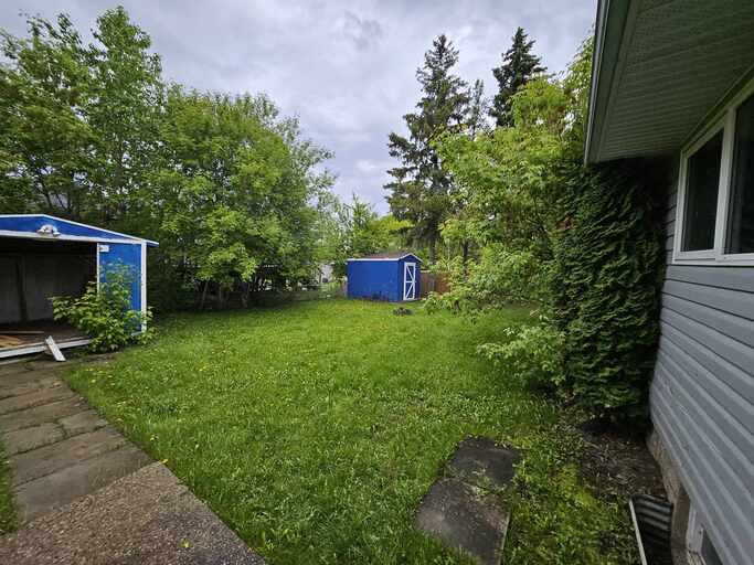 1004 - 7 Avenue - A