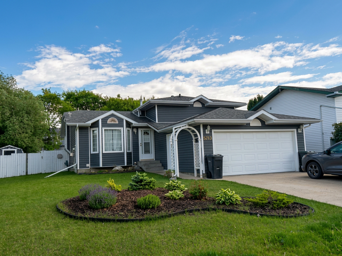 5713 44th St. Cold Lake, Alberta