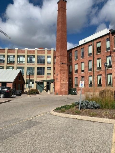 207-26 Ontario Street
