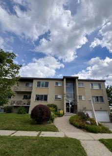 50 Kimberley Dr- Unit F