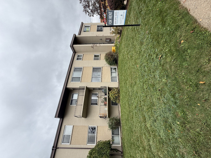 50 Kimberley Dr- Unit F