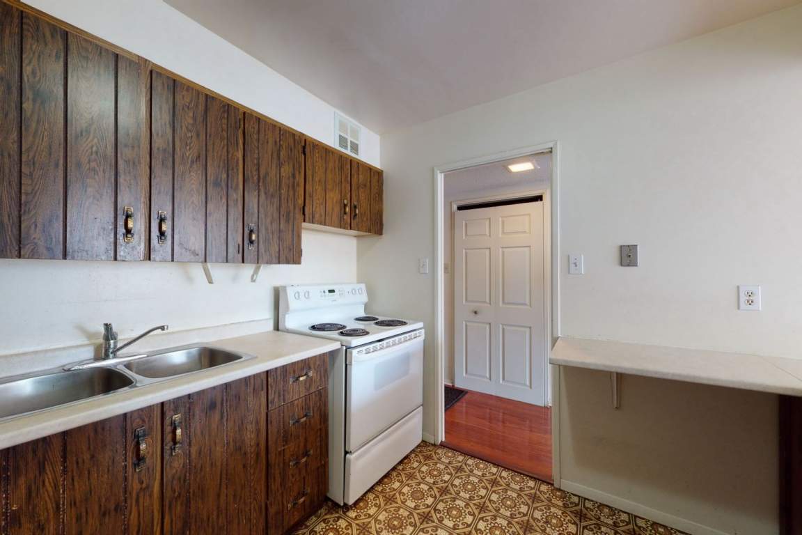 30 Fashion Roseway Prudential Property Management Ltd.