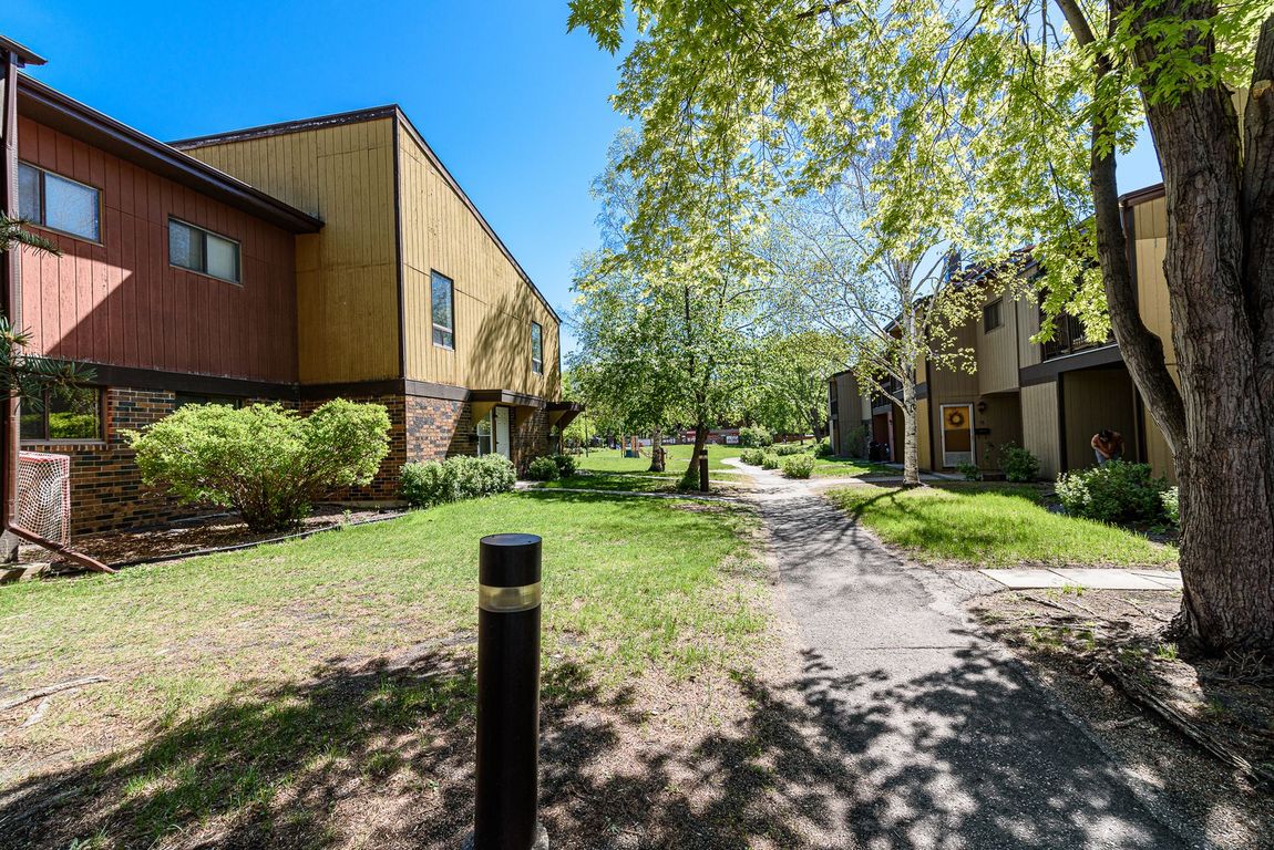 Winnipeg Townhouses For Rent Winnipeg Townhouse Rental Listings Page 1