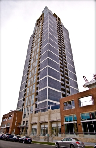 #2905 211 13 Avenue Southeast