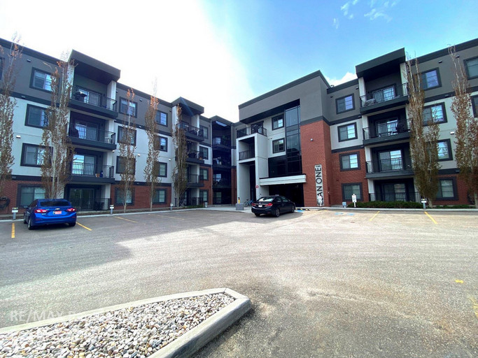 #415 1144 Adamson Drive Southwest