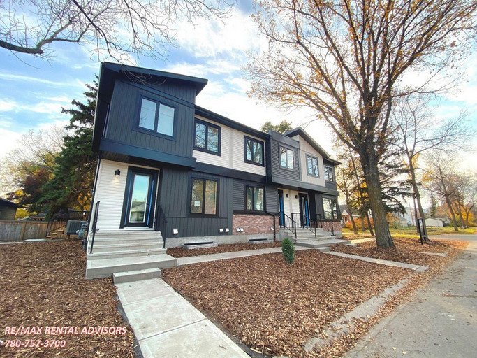 UPPER A 14723 106 Avenue Northwest