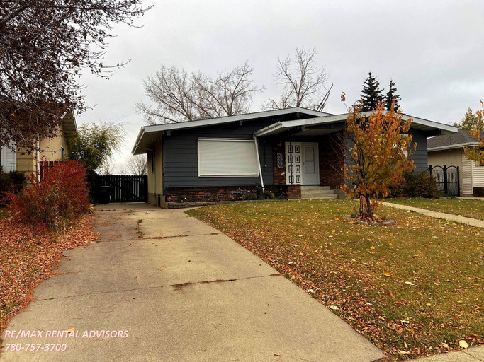 UPPER 6808 22 Avenue Northwest
