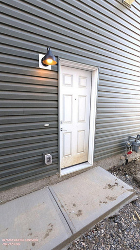 BSMT 586 Rangeview Street Southeast