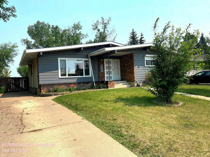  BSMT 6808 22 Avenue Northwest