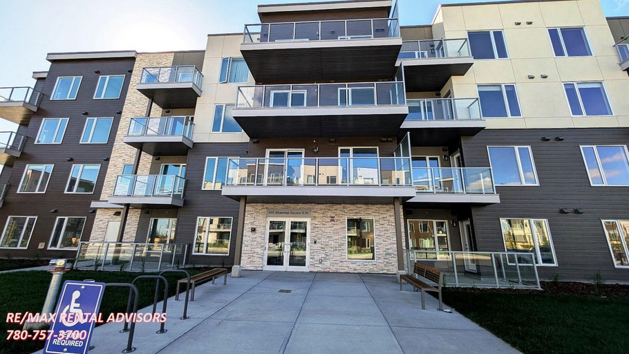  #402 655 Shawnee Square SW