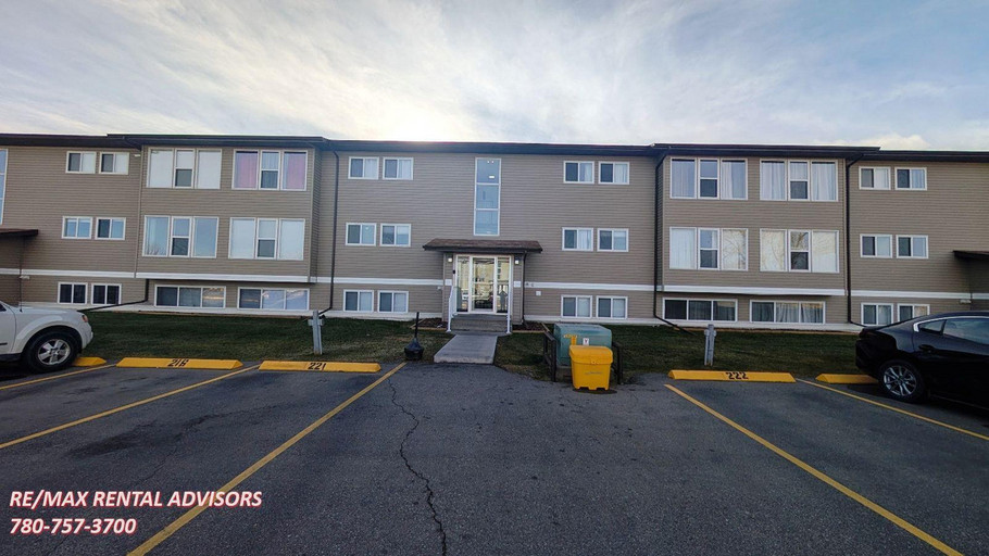 #224 101 Big Hill Way Southeast