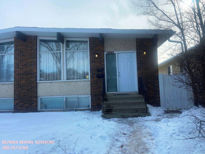 UPPER 8125 83 Avenue Northwest