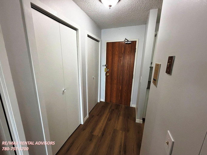  #4494 90 Glamis Drive Southeast