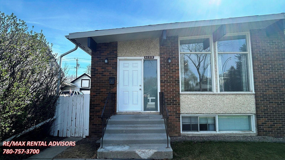 UPPER 8123 83 Avenue Northwest
