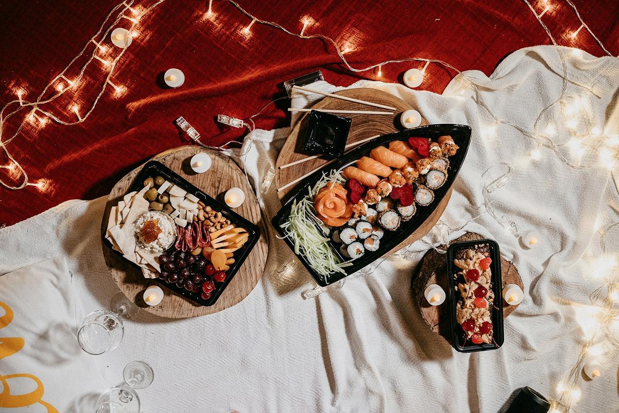Apartment-Friendly Date Night Ideas Image