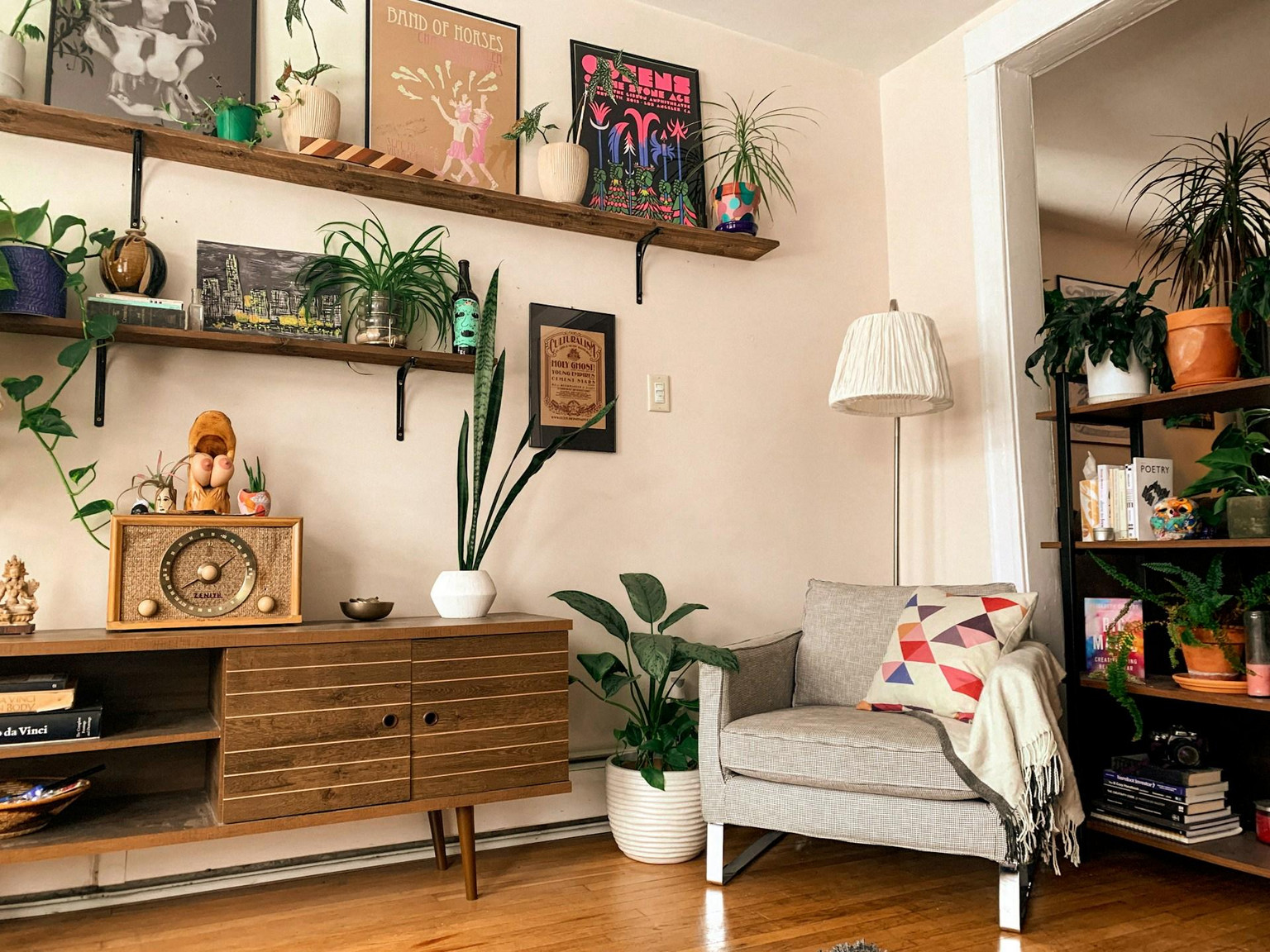 How to Make Your Rental Feel Like Home Before the Cold Sets In Image