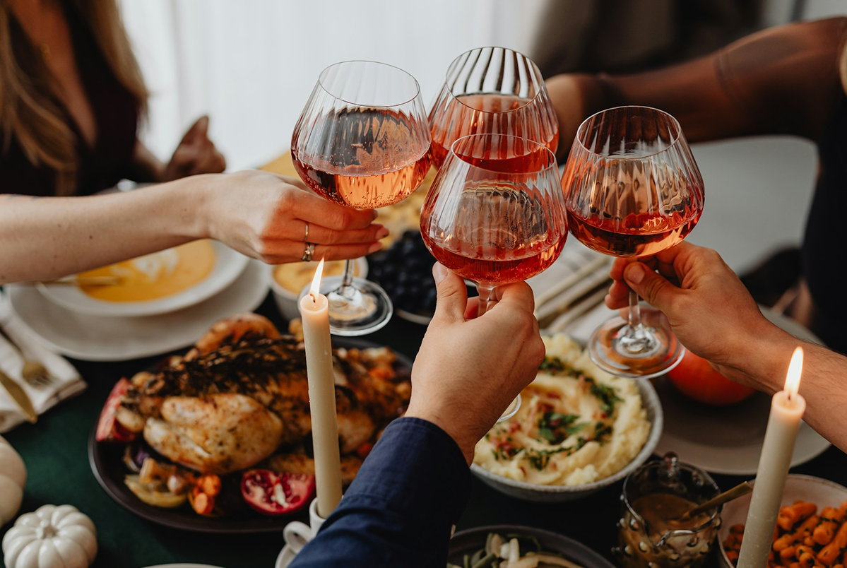 Tips for Hosting Friendsgiving in Your Apartment Image