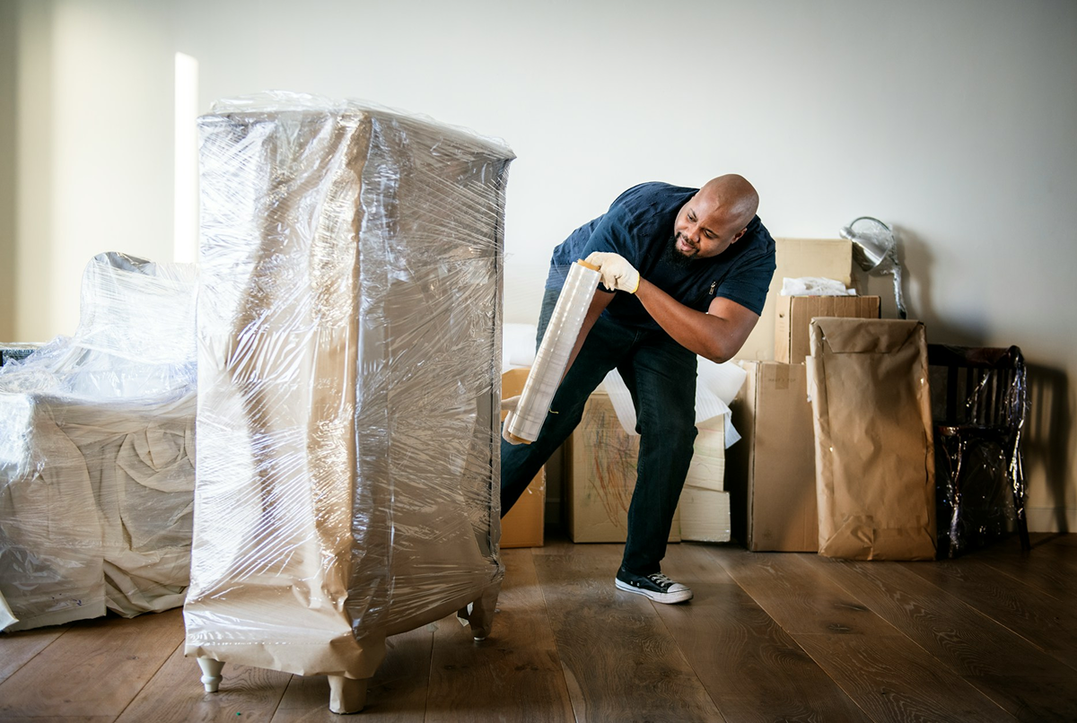 How to Prepare for Moving Into a New Home This Winter Image