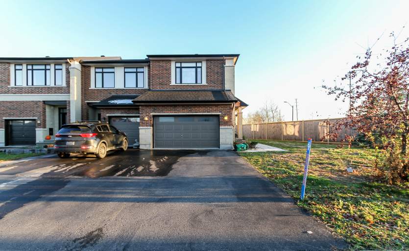 337 Cooks Mill Crescent, Gloucester - Available from November 1st 2026 Featured Properties