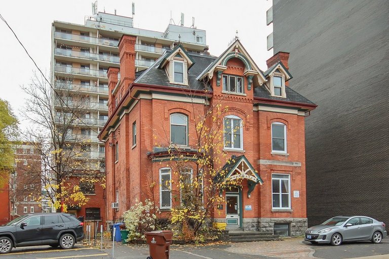260 Somerset Street, Unit 1 - Available from July 1st 2026