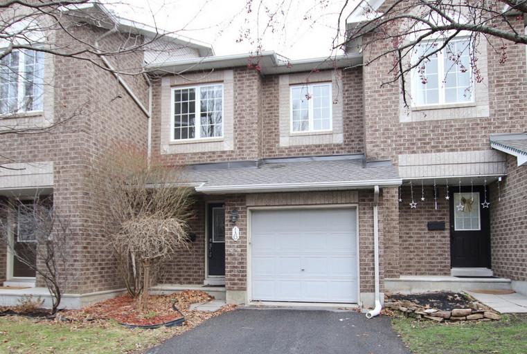 16 Wimbledon Way NO Rear Neighbours! - Available from November 1st 2025 Featured Properties