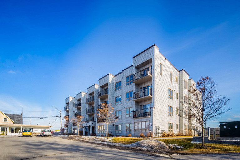 14 Norice Street - Unit 402 - Move-in Ready! Available Furnished or Unfurnished! Featured Properties