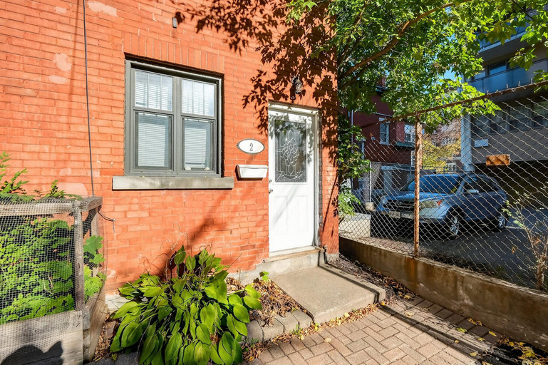 258 Somerset Street Unit 2 - Available from August 1st 2026
