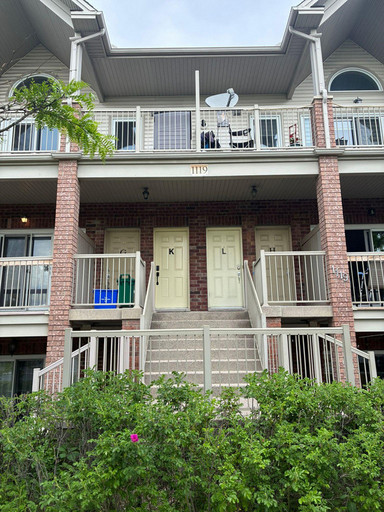 1119 Stittsville Main Street - Unit G - Move-in Ready!