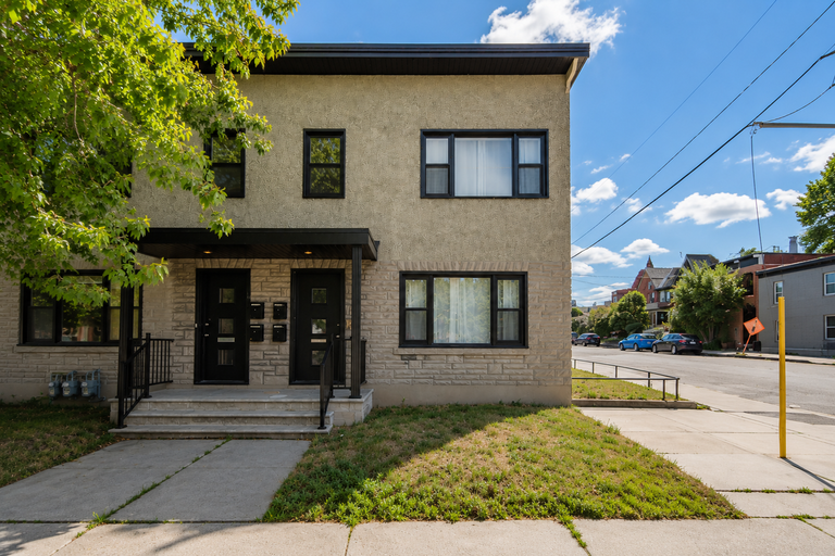 72 St Andrew Street  Unit 1, Byward Market FURNISHED - Available from September 1st 2026