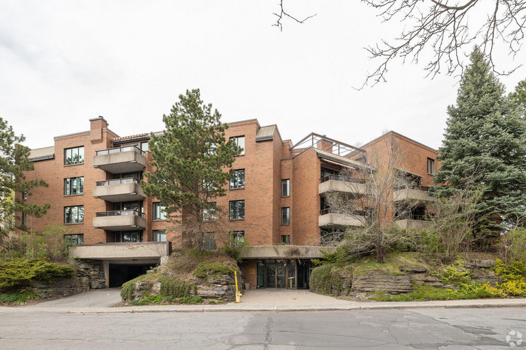7 Kippewa Drive (Unit 204) - Available from October 1st 2026 - Interior Pictures Coming Soon